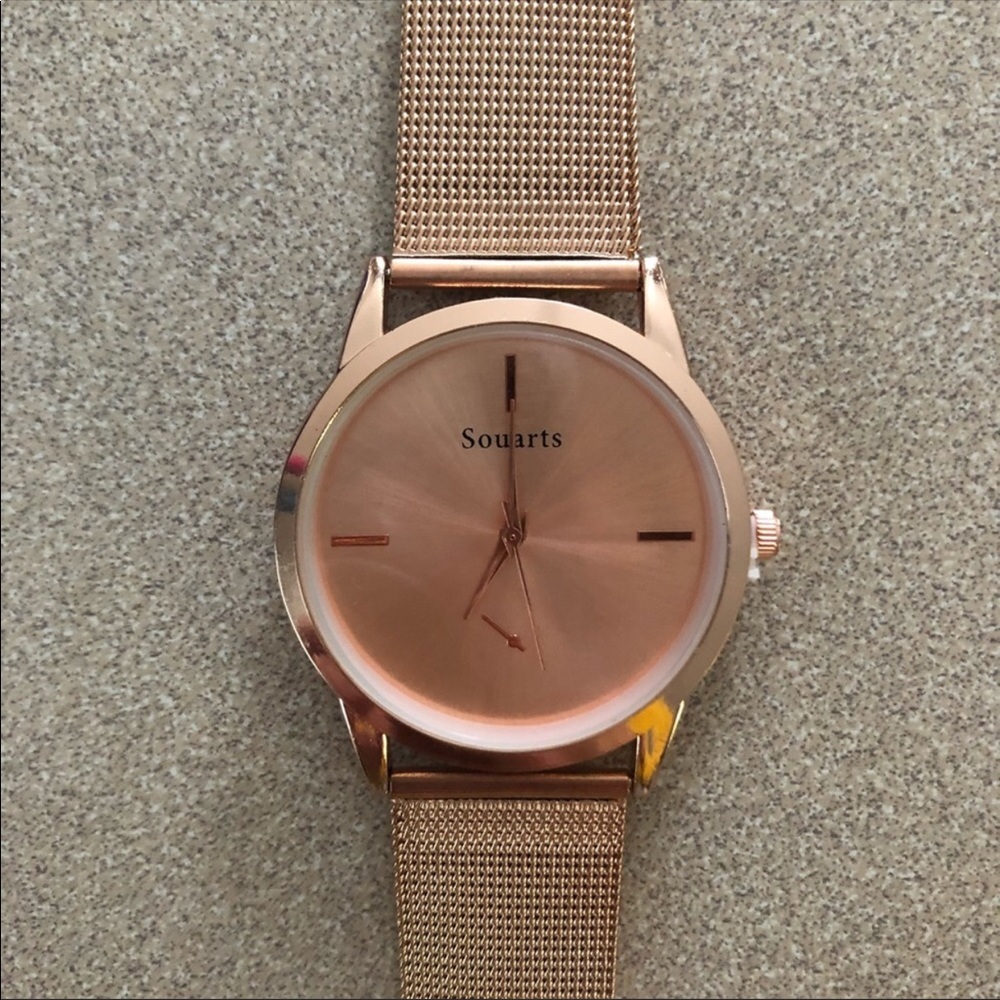 💕3/$30 Souarts rose gold colored watch